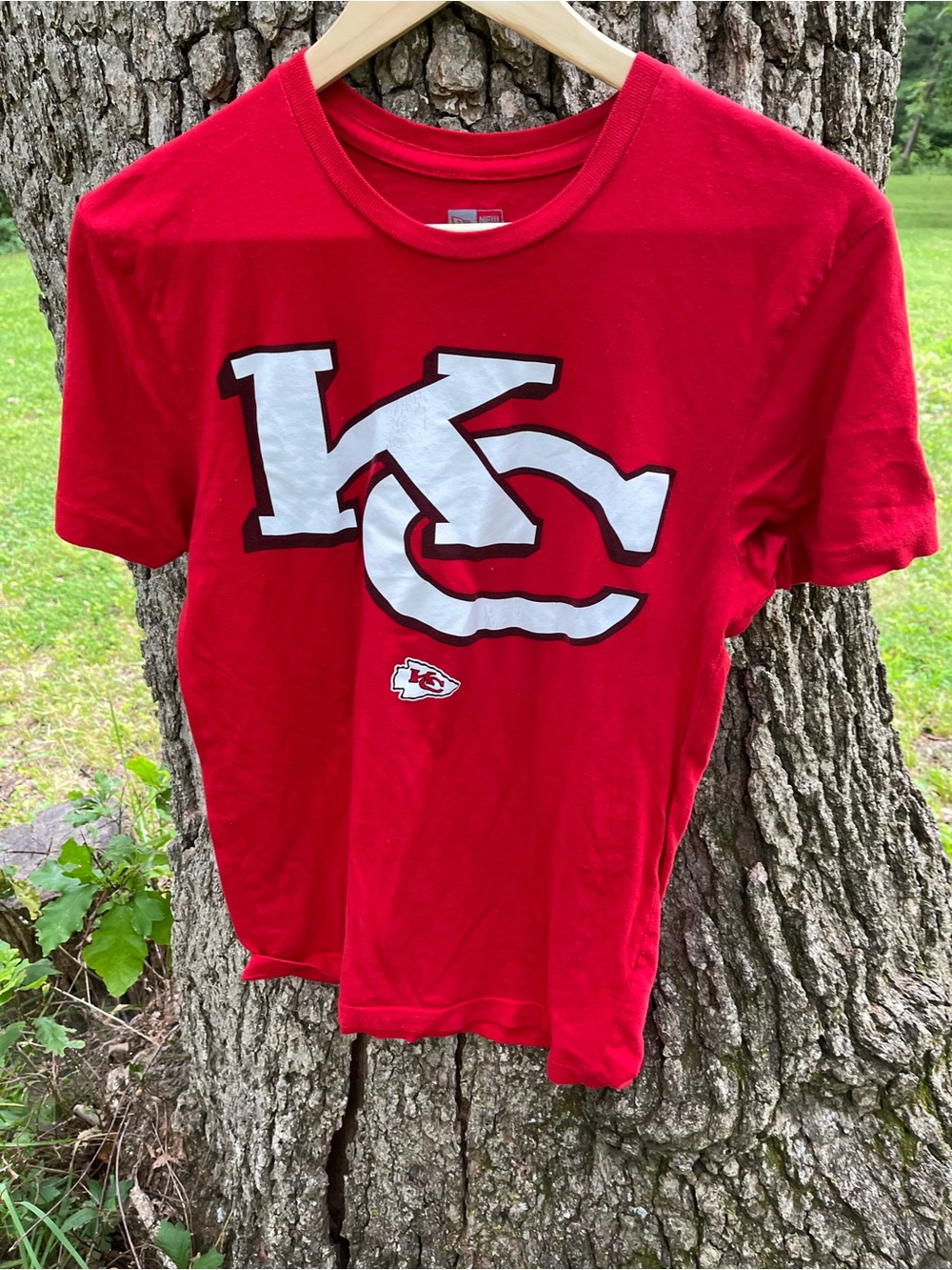 ⭐️New Era KC Chiefs Graphic T-Shirt in size S